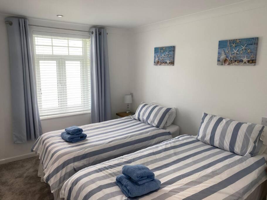 Surf'S Up! Perfect Base For Holidays Or Work In Cornwall St Columb Major Exterior photo