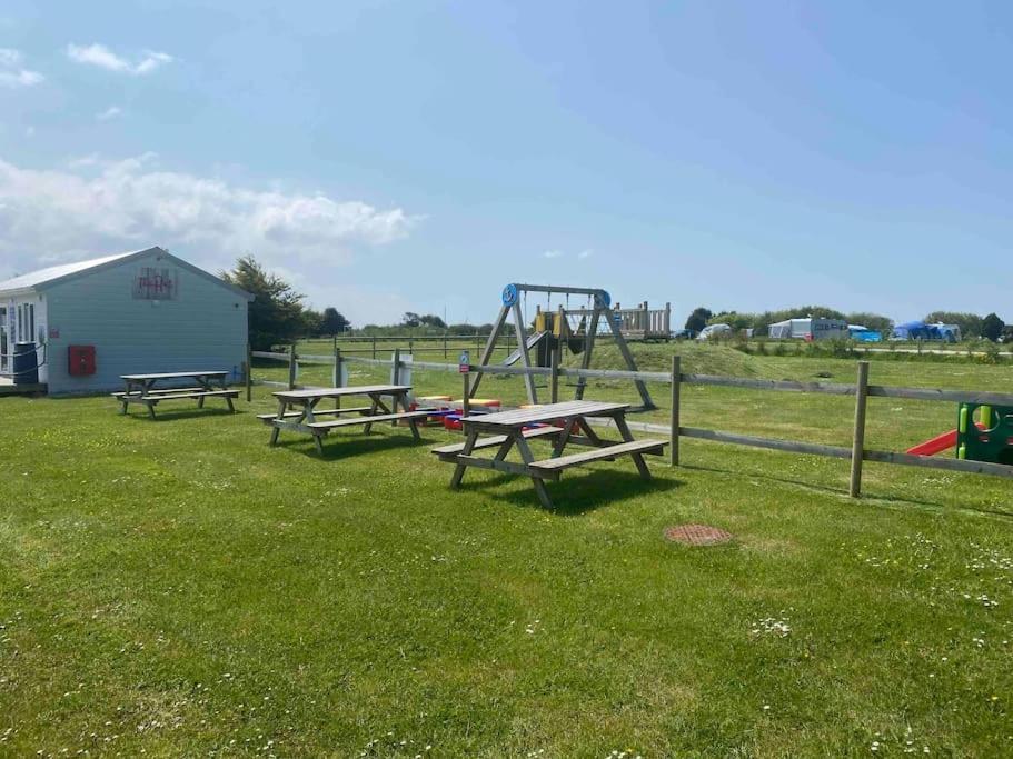Surf'S Up! Perfect Base For Holidays Or Work In Cornwall St Columb Major Exterior photo
